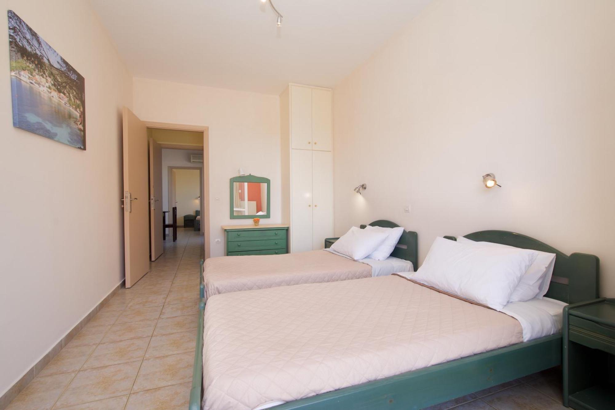 Theodora Studios & Apartments Skala  Экстерьер фото