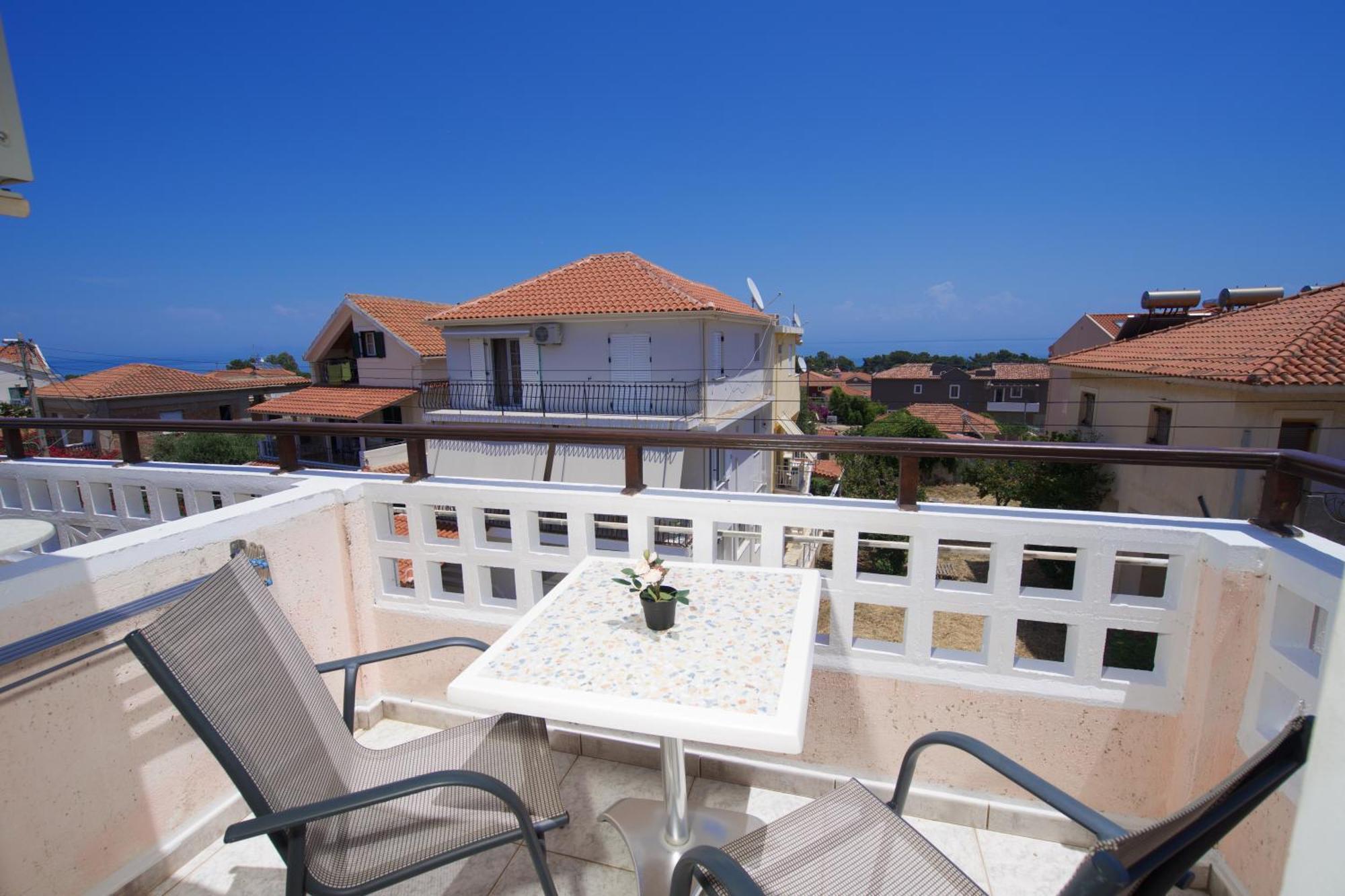 Theodora Studios & Apartments Skala  Экстерьер фото